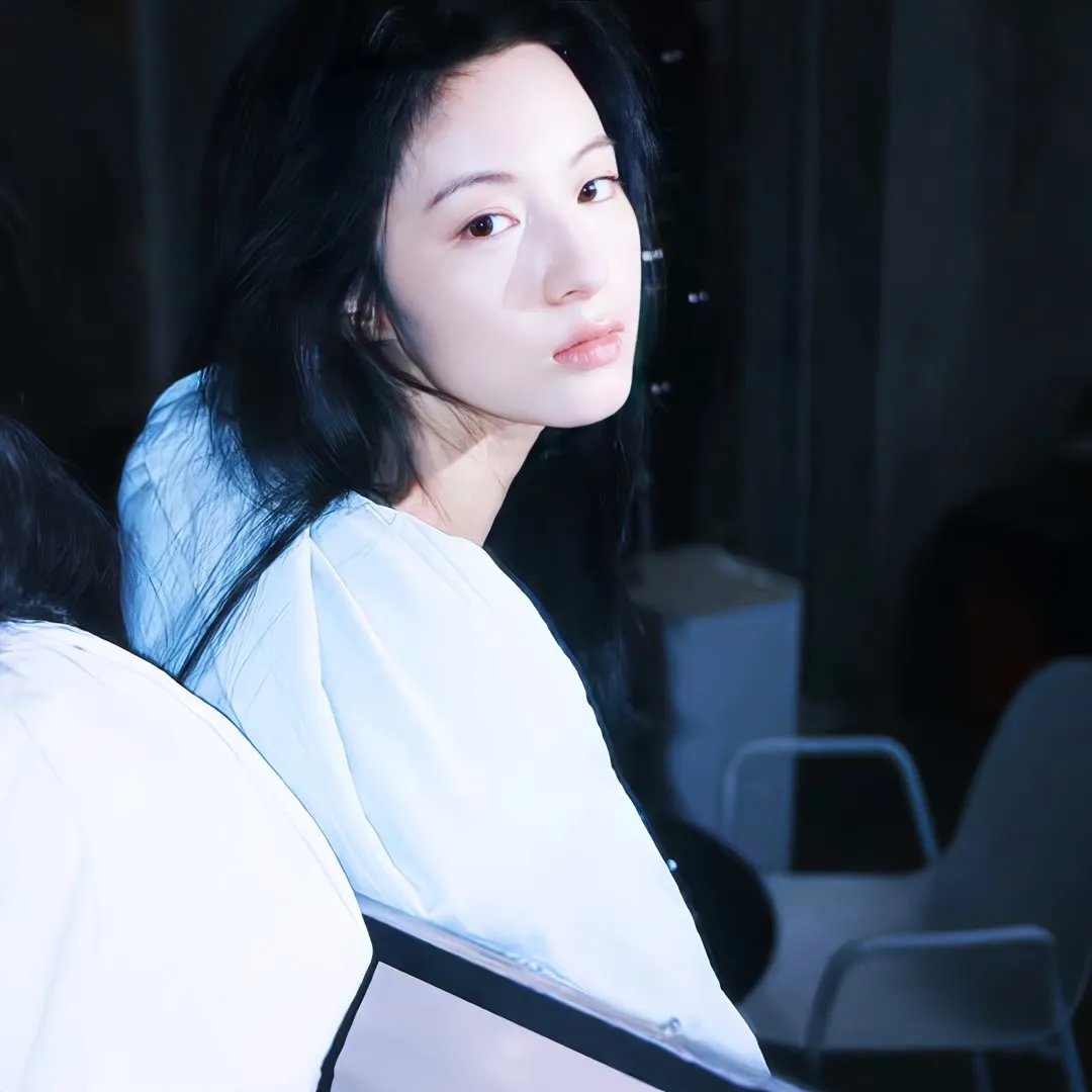 女帅驾到重振门楣